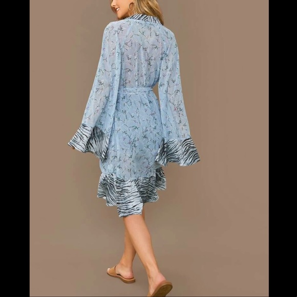 Other - 🆕 Blue Kimono/Robe/Coverup w/ Zebra Stripes Trim